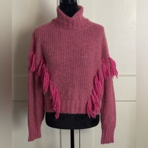 NWT Something Navy Isla Fringe Turtle Neck Sweater Pink Size M